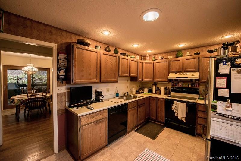 76 Sleepy Hollow Drive Asheville NC 28805