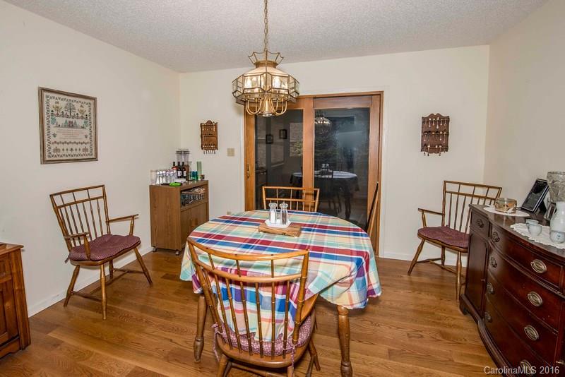 76 Sleepy Hollow Drive Asheville NC 28805