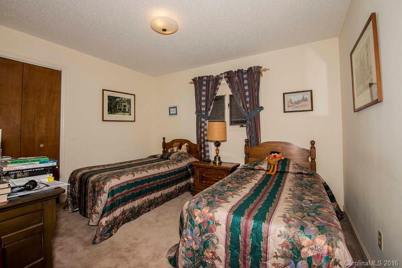 76 Sleepy Hollow Drive Asheville NC 28805