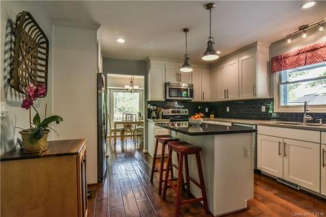 120 Coachmans Trail Asheville NC 28803