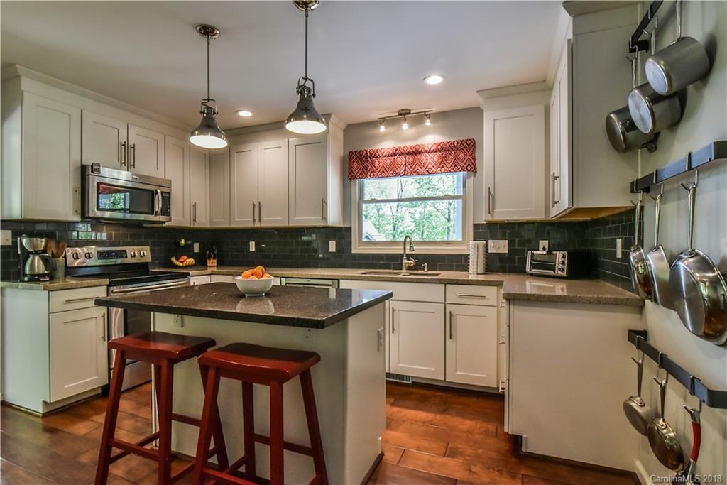 120 Coachmans Trail Asheville NC 28803