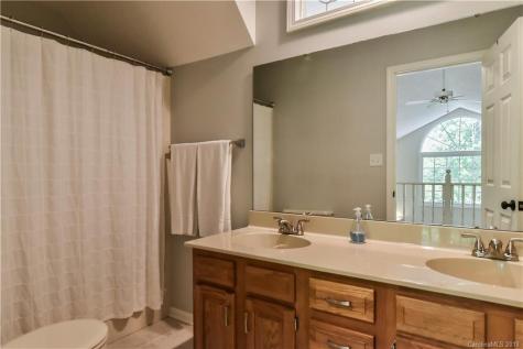 120 Coachmans Trail Asheville NC 28803