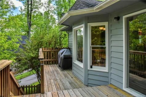 120 Coachmans Trail Asheville NC 28803