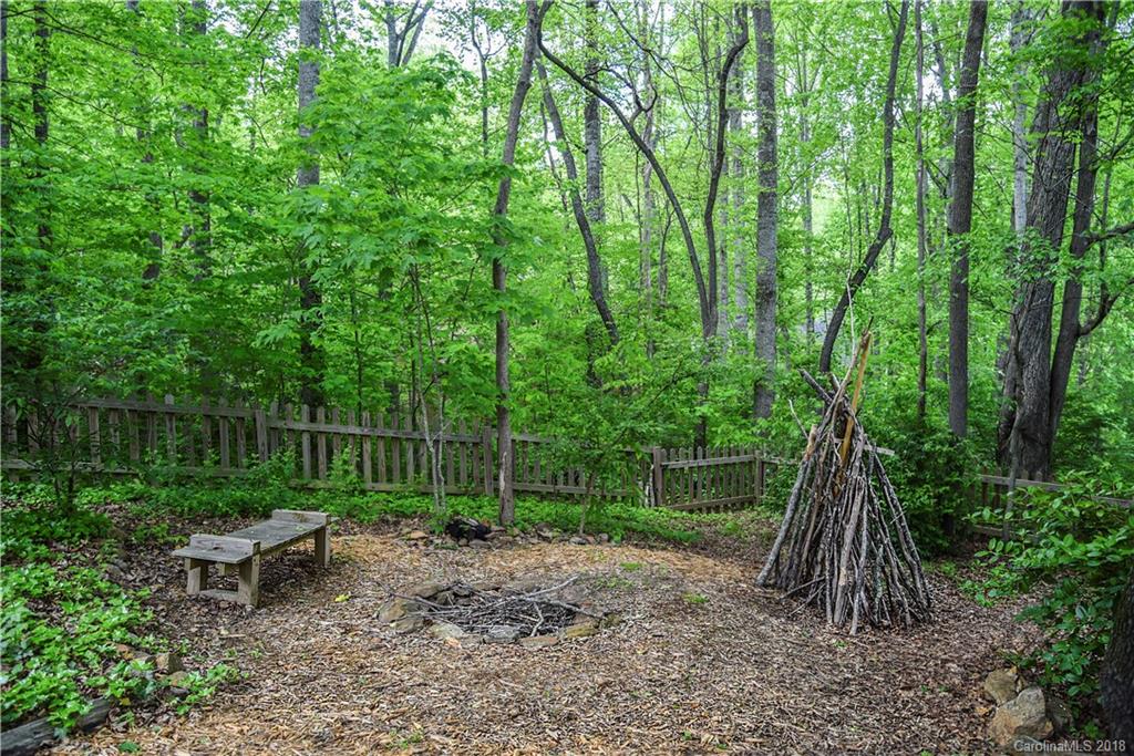 120 Coachmans Trail Asheville NC 28803