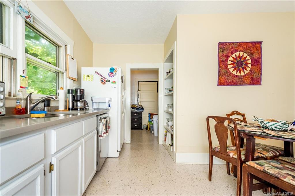 9 Latta Street Asheville NC 28801