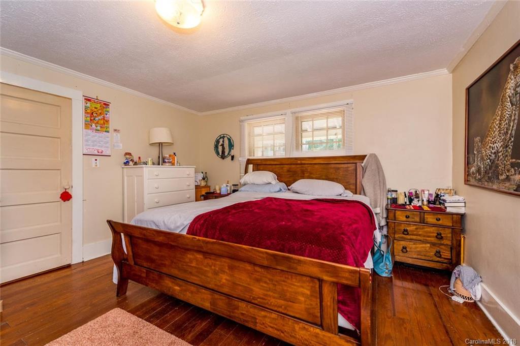 9 Latta Street Asheville NC 28801