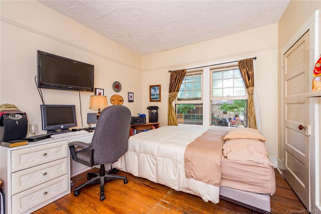 9 Latta Street Asheville NC 28801