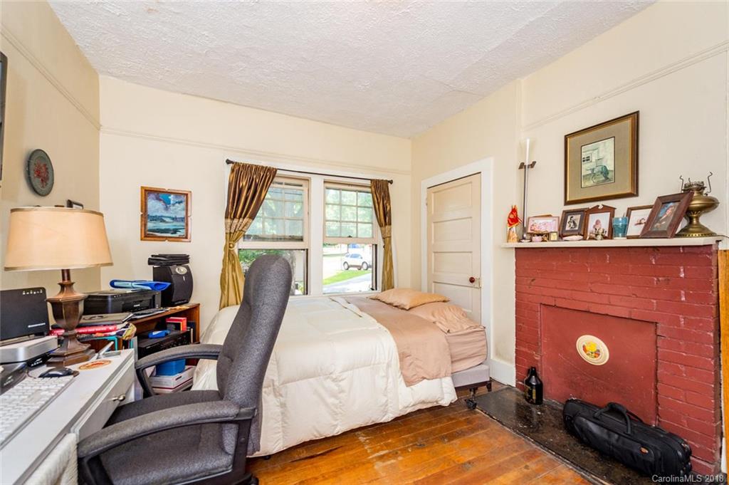9 Latta Street Asheville NC 28801