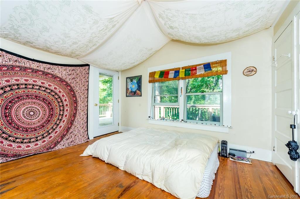 9 Latta Street Asheville NC 28801