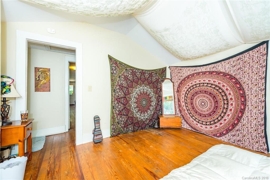 9 Latta Street Asheville NC 28801