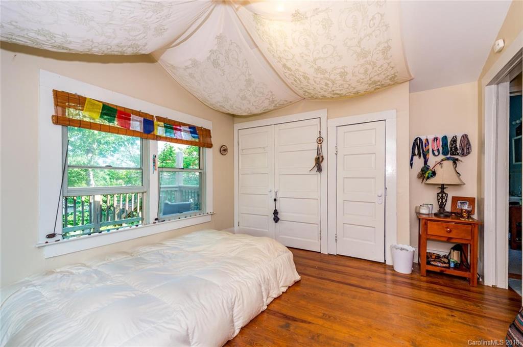 9 Latta Street Asheville NC 28801