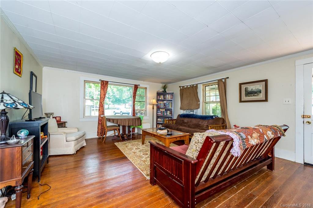 9 Latta Street Asheville NC 28801
