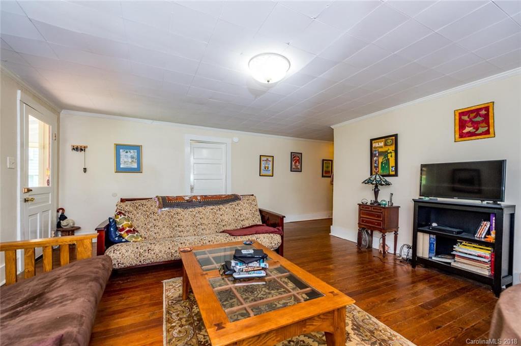 9 Latta Street Asheville NC 28801