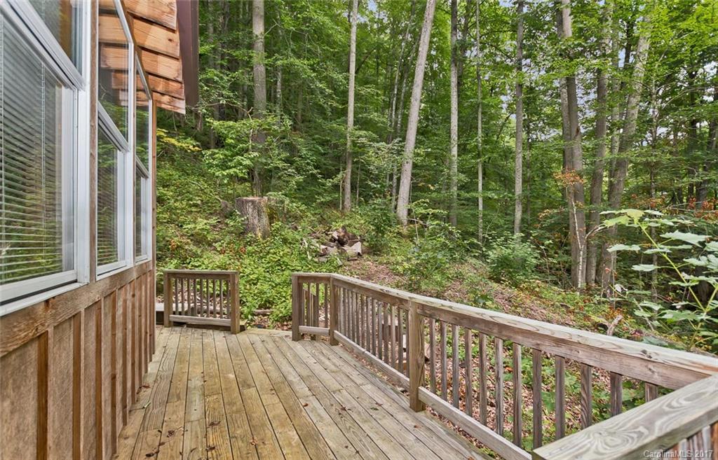287 Crow Lane Burnsville NC 28714