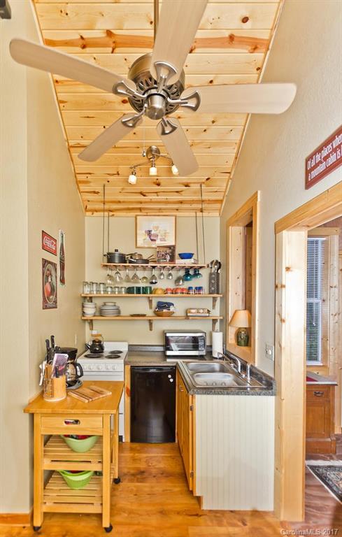 287 Crow Lane Burnsville NC 28714