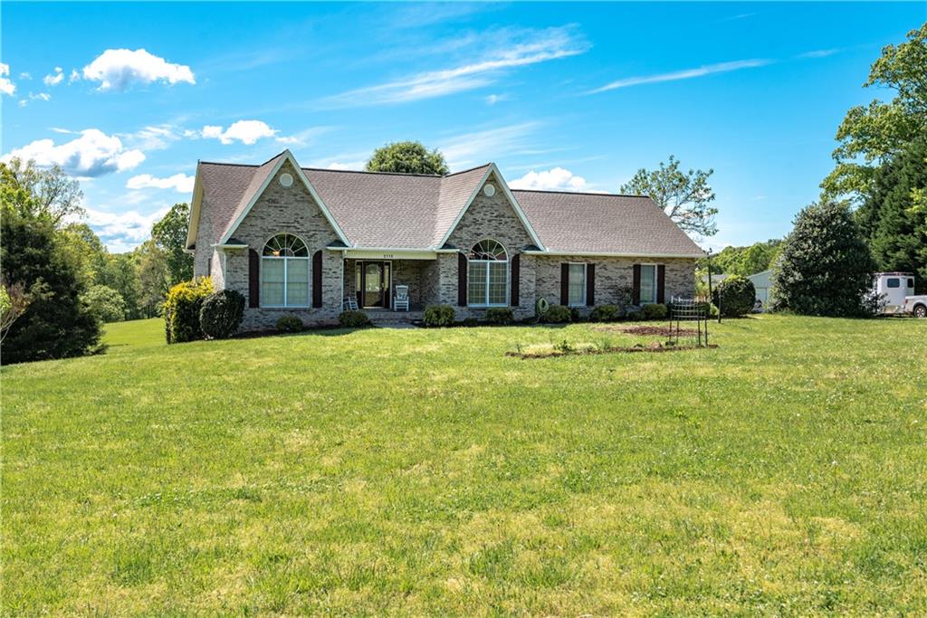 2115 Robinson Road Newton NC 28658