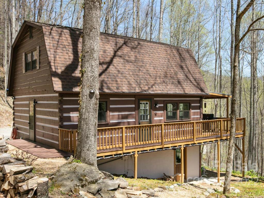 308 Gardenside Road Mars Hill NC 28754