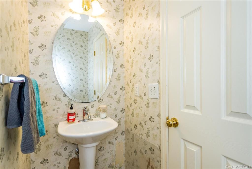 125 Rolling Meadow Road Fletcher NC 28732