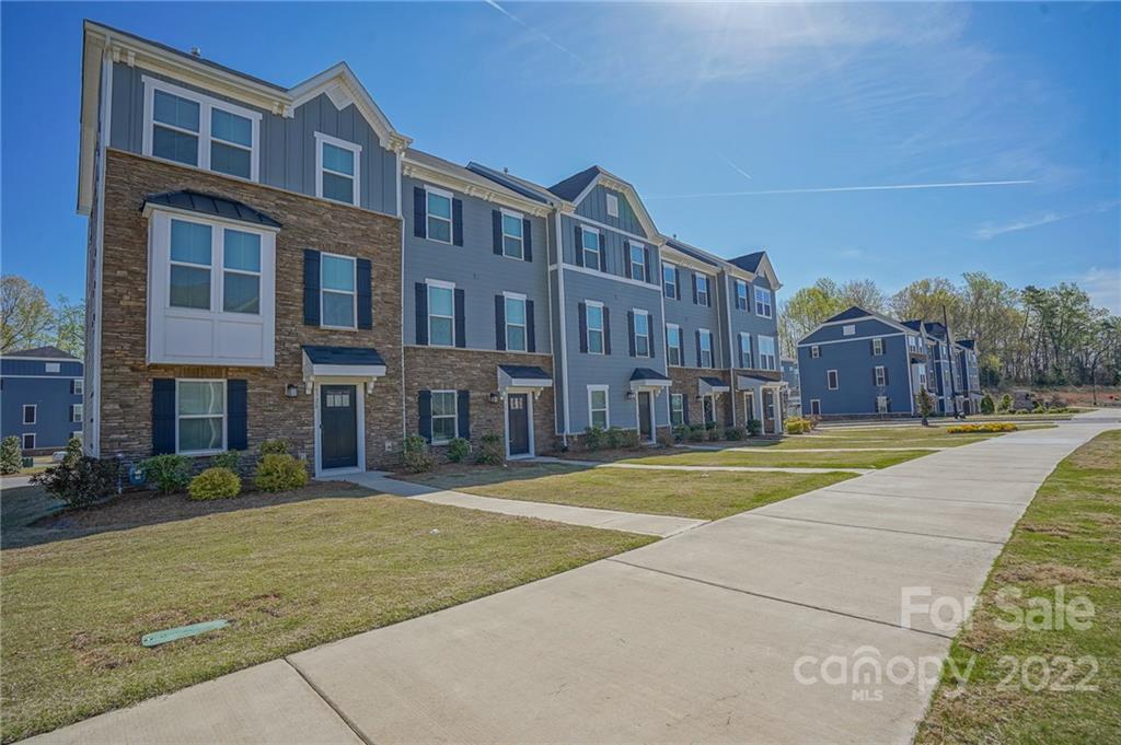 10724 Overlook Mountain Drive Charlotte NC 28216