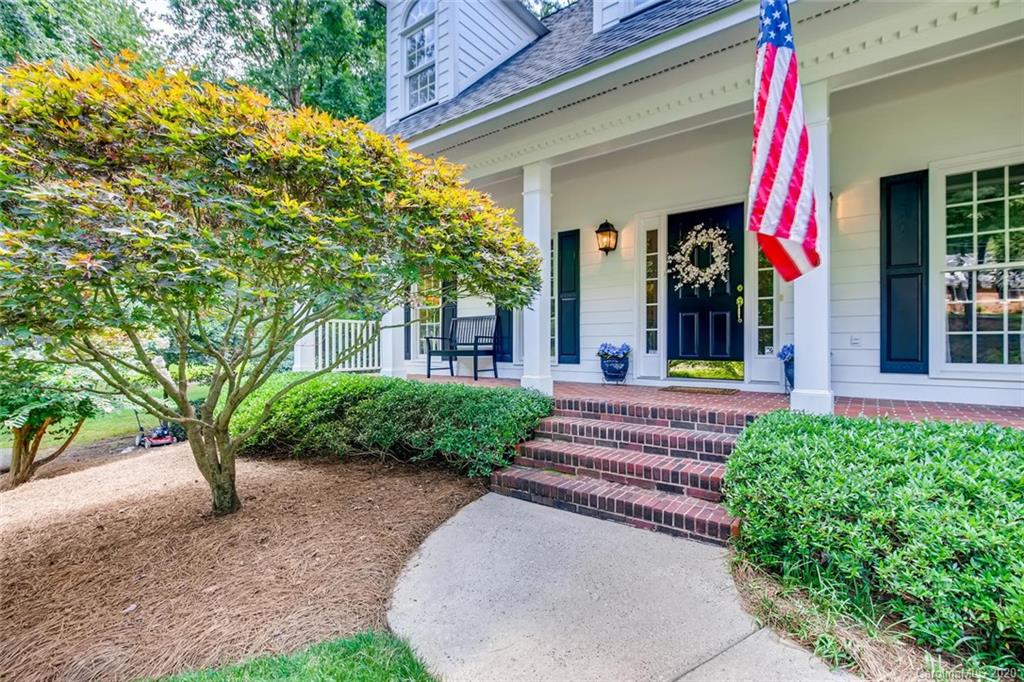 6128 Lake Providence Lane Charlotte NC 28277