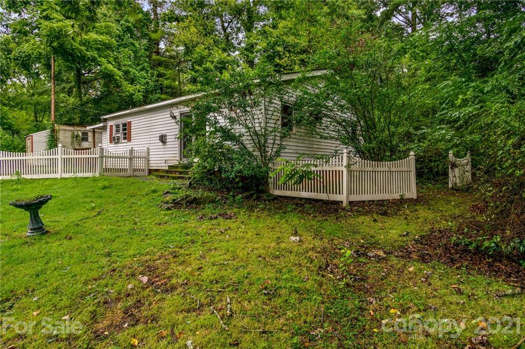 125 Moffitt Branch Road Asheville NC 28805