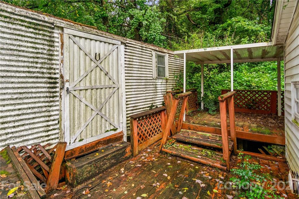 125 Moffitt Branch Road Asheville NC 28805