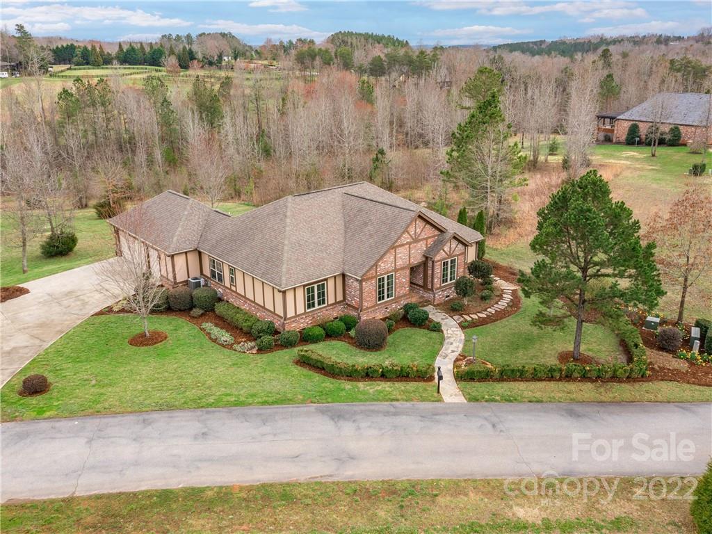 28 Hollymoorside Drive Columbus NC 28722