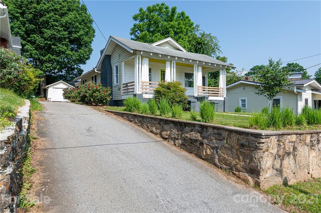 19 Nevada Avenue Asheville NC 28806