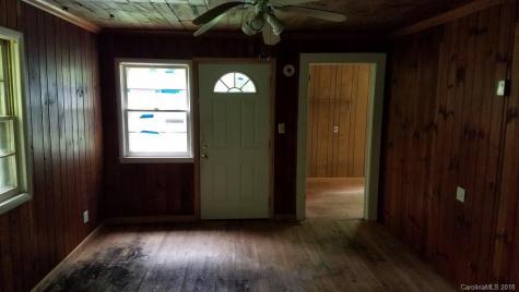 415 Cox Street Hendersonville NC 28739