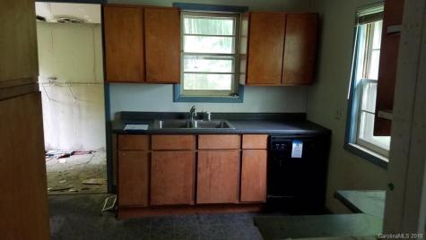 415 Cox Street Hendersonville NC 28739