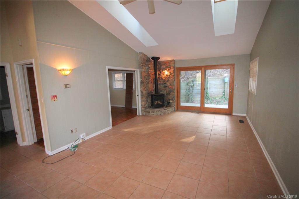 51 Spooks Branch Extension Asheville NC 28804