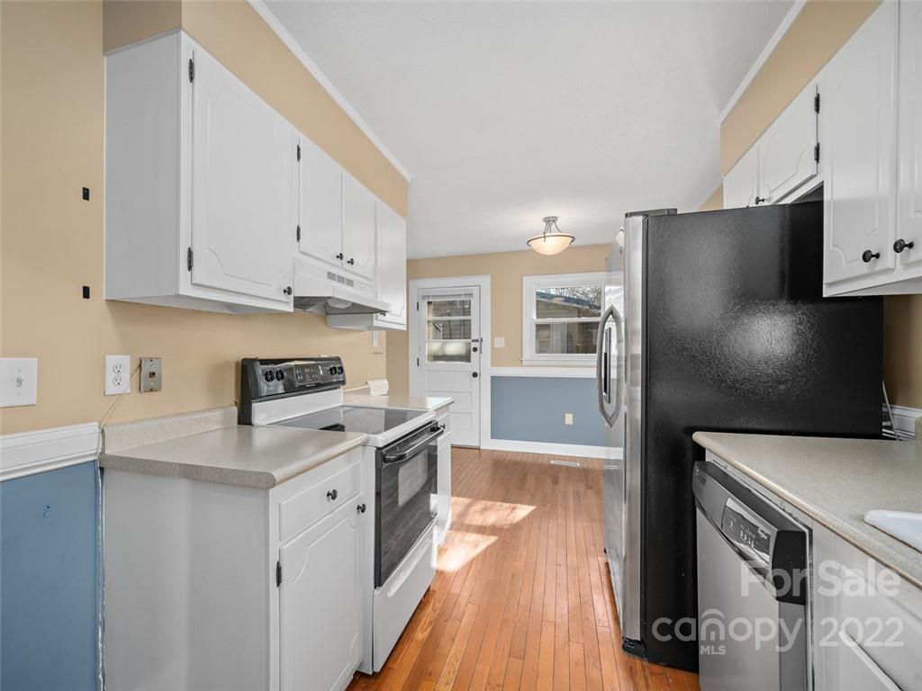102 Shadowlawn Drive Asheville NC 28806