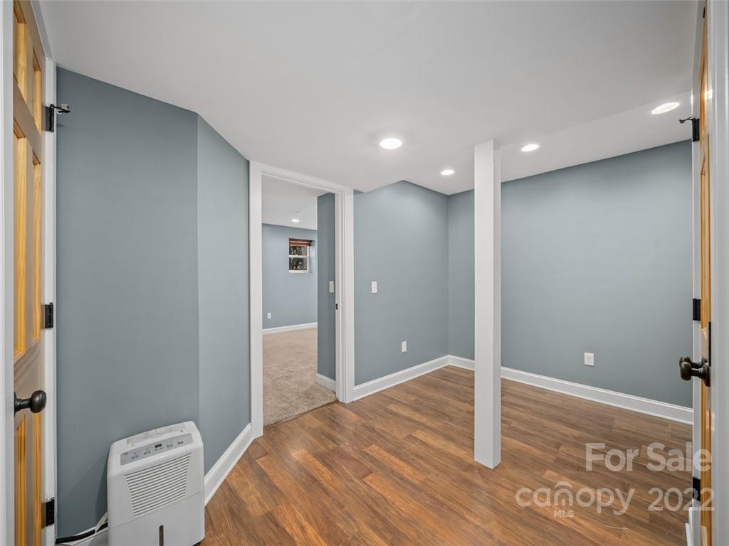102 Shadowlawn Drive Asheville NC 28806