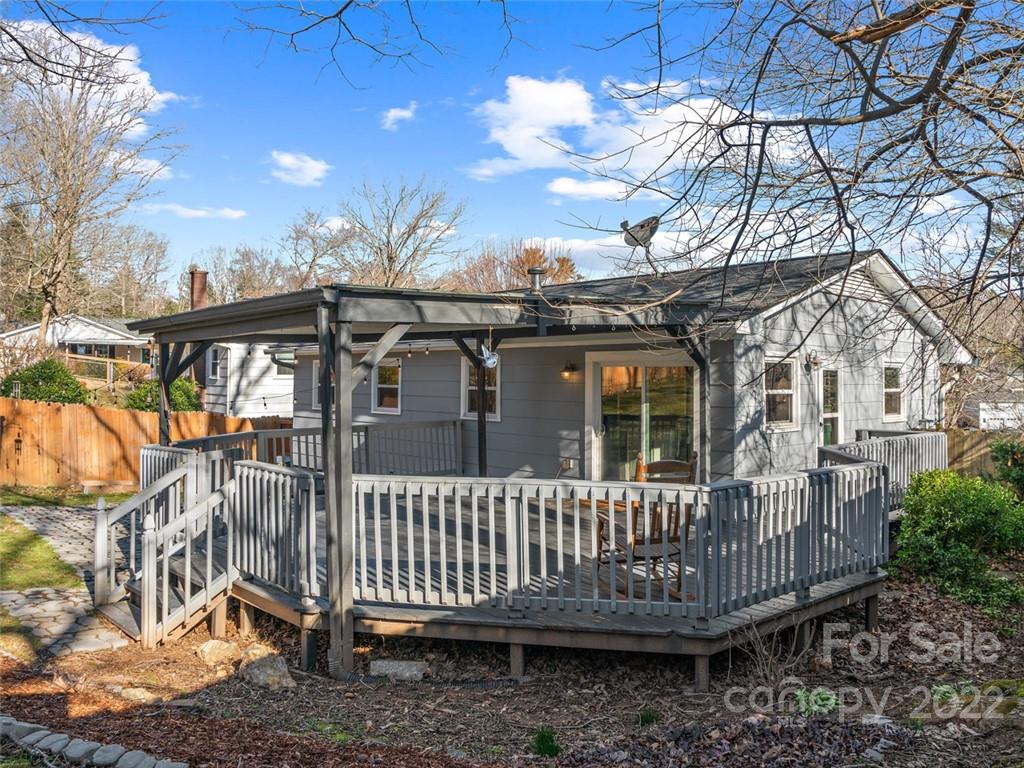 102 Shadowlawn Drive Asheville NC 28806
