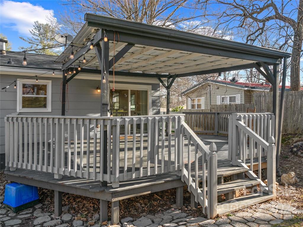 102 Shadowlawn Drive Asheville NC 28806