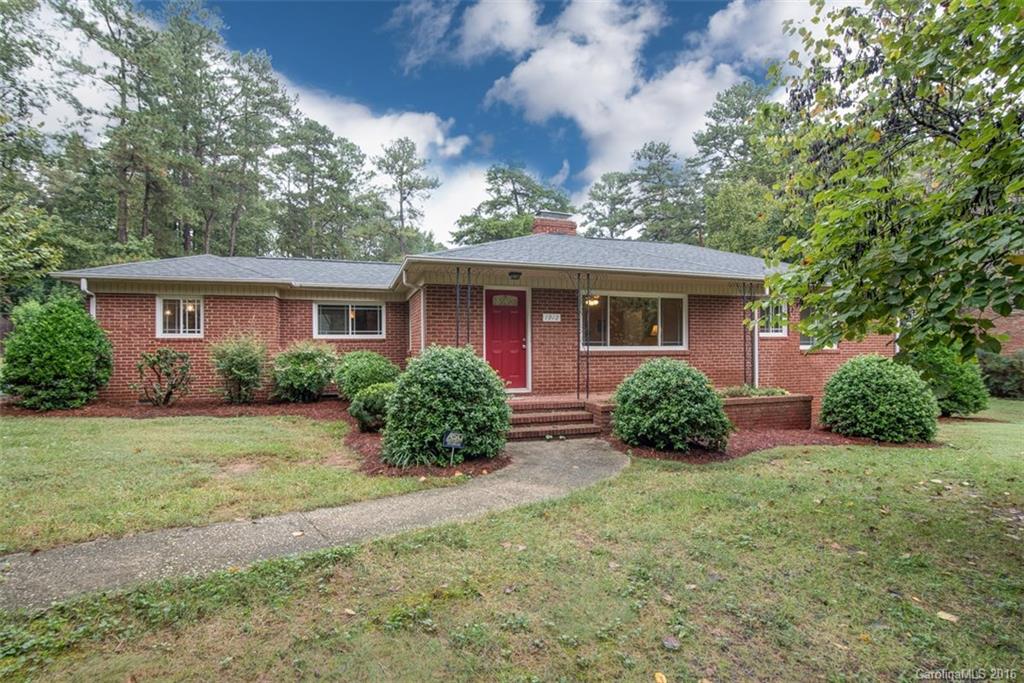 1912 Marlwood Circle Charlotte NC 28227