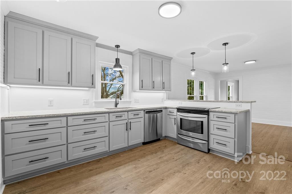 3823 Sulphur Springs Road NE Hickory NC 28601