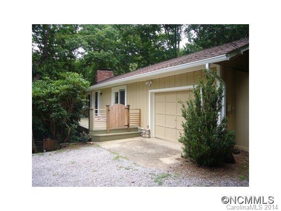 30 Red Oak Forest Road Fairview NC 28730
