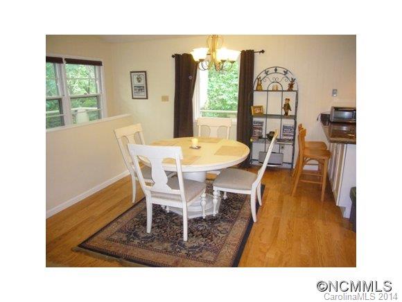 30 Red Oak Forest Road Fairview NC 28730