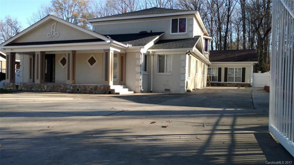 820 Dobson Drive Charlotte NC 28213