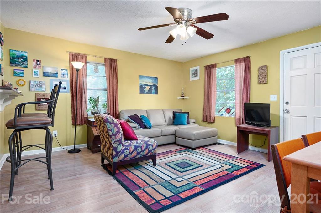 65 Dellwood Street Asheville NC 28806