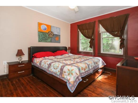 328 Sulphur Springs Road Asheville NC 28806