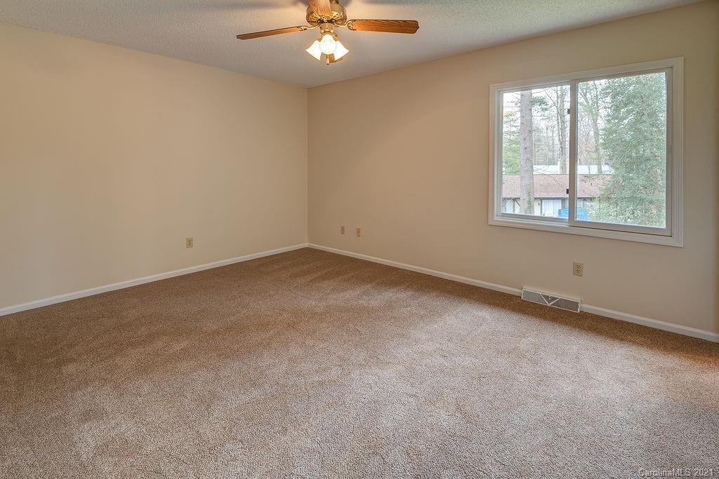 18 Golden Oaks Lane Fletcher NC 28732