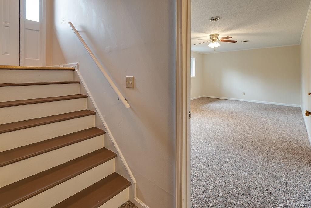 18 Golden Oaks Lane Fletcher NC 28732