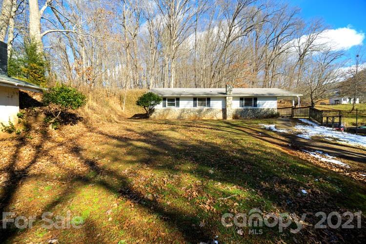 4904 Crabtree Mountain Road Clyde NC 28721