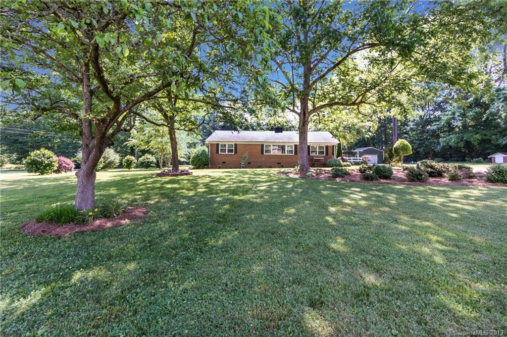 4432 Mcclure Road Charlotte NC 28216