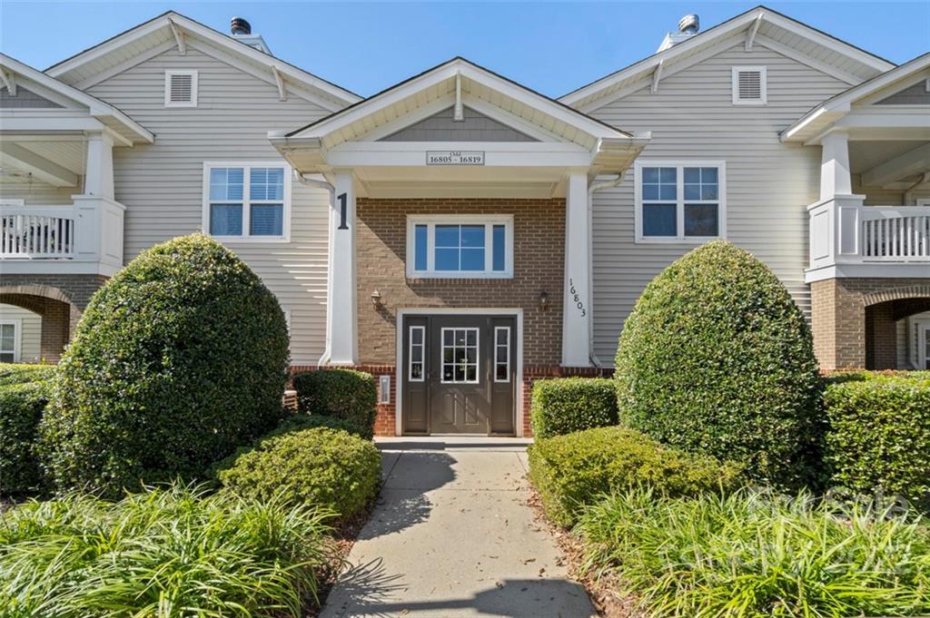 Mecklenburg County, Cornelius, NC Car3908395 Cottingham Chalk