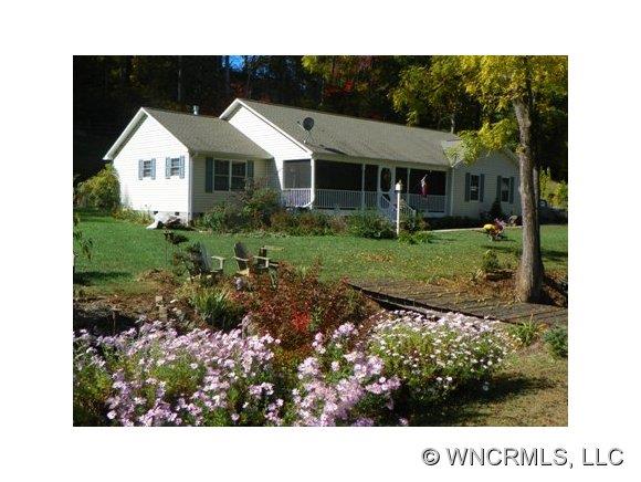 616 Brook Knoll Circle Weaverville NC 28787