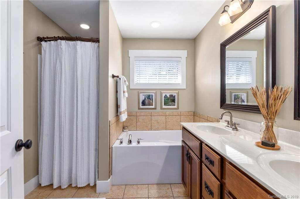 146 Estelle Park Drive Asheville NC 28806
