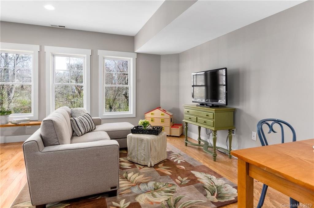 146 Estelle Park Drive Asheville NC 28806